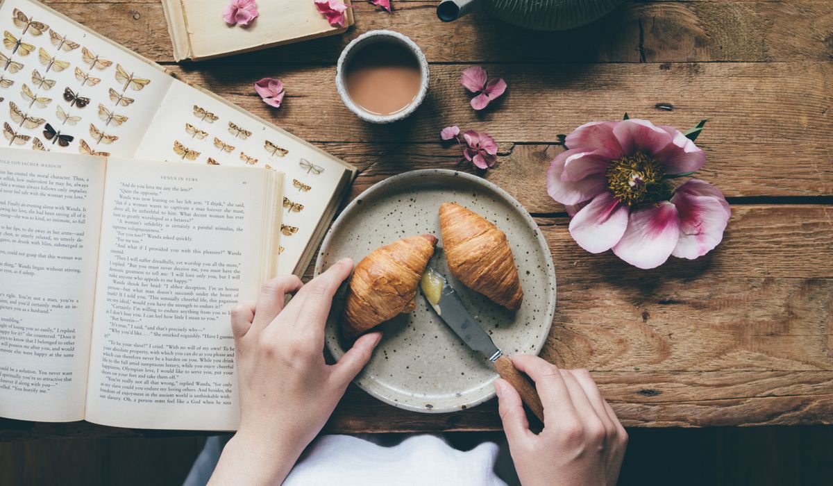 How to Style a Cosy Reading Corner at Home